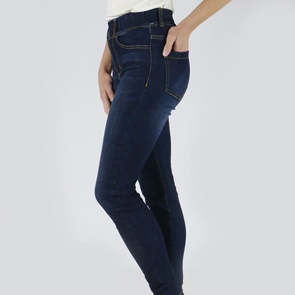 Grace & Lace Classic Mid Rise Pull-On Jeggings in Dark Wash - Picture 1 of 10